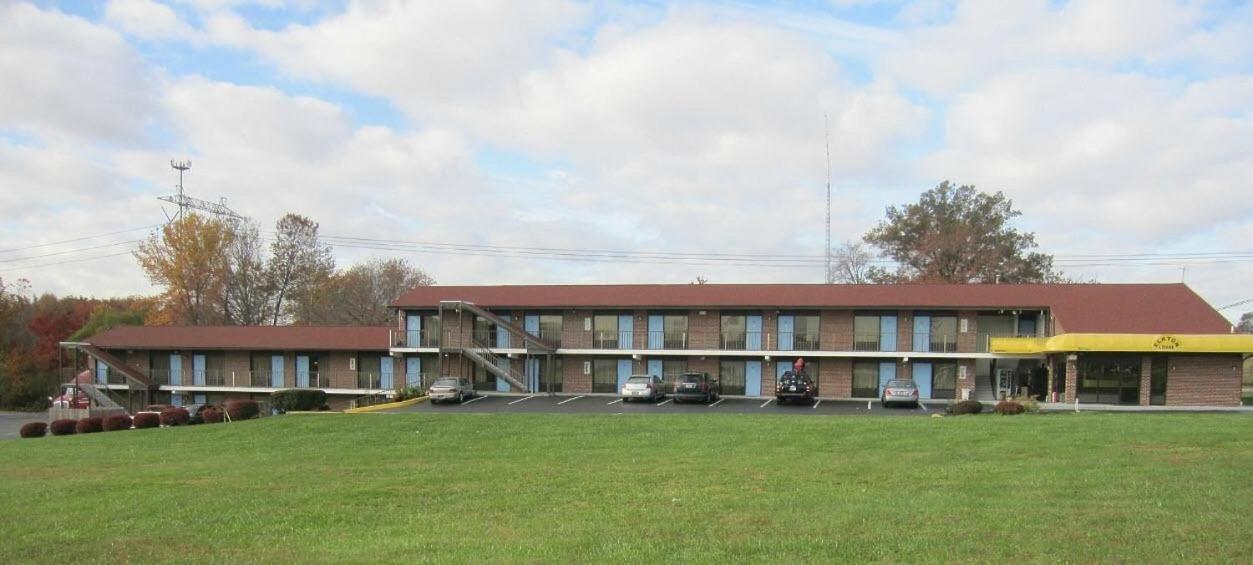 Elkton Lodge Extérieur photo